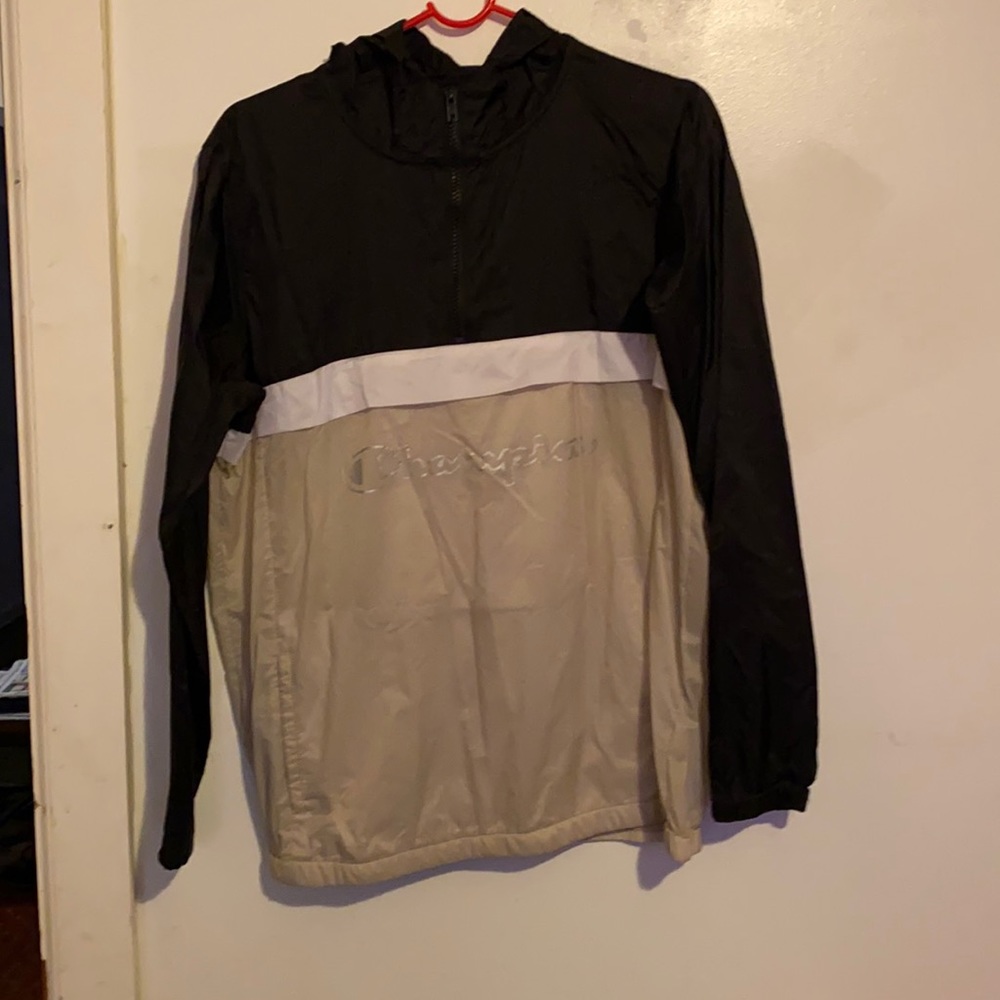 Champions pullover windbreaker size XL